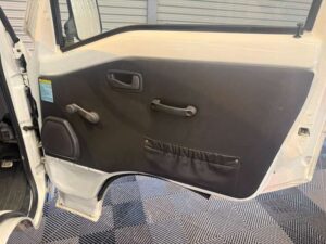 スバル サンバートラック 660 TC スーパーチャージャー 三方開 4WD 画像17