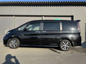 ホンダ ステップワゴン 1.5 スパーダ 画像11