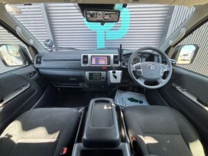 トヨタ ハイエースバン 2.0 スーパーGL ロング 画像2